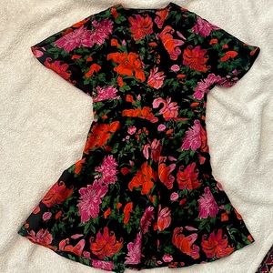 Gorgeous Zara floral mini dress